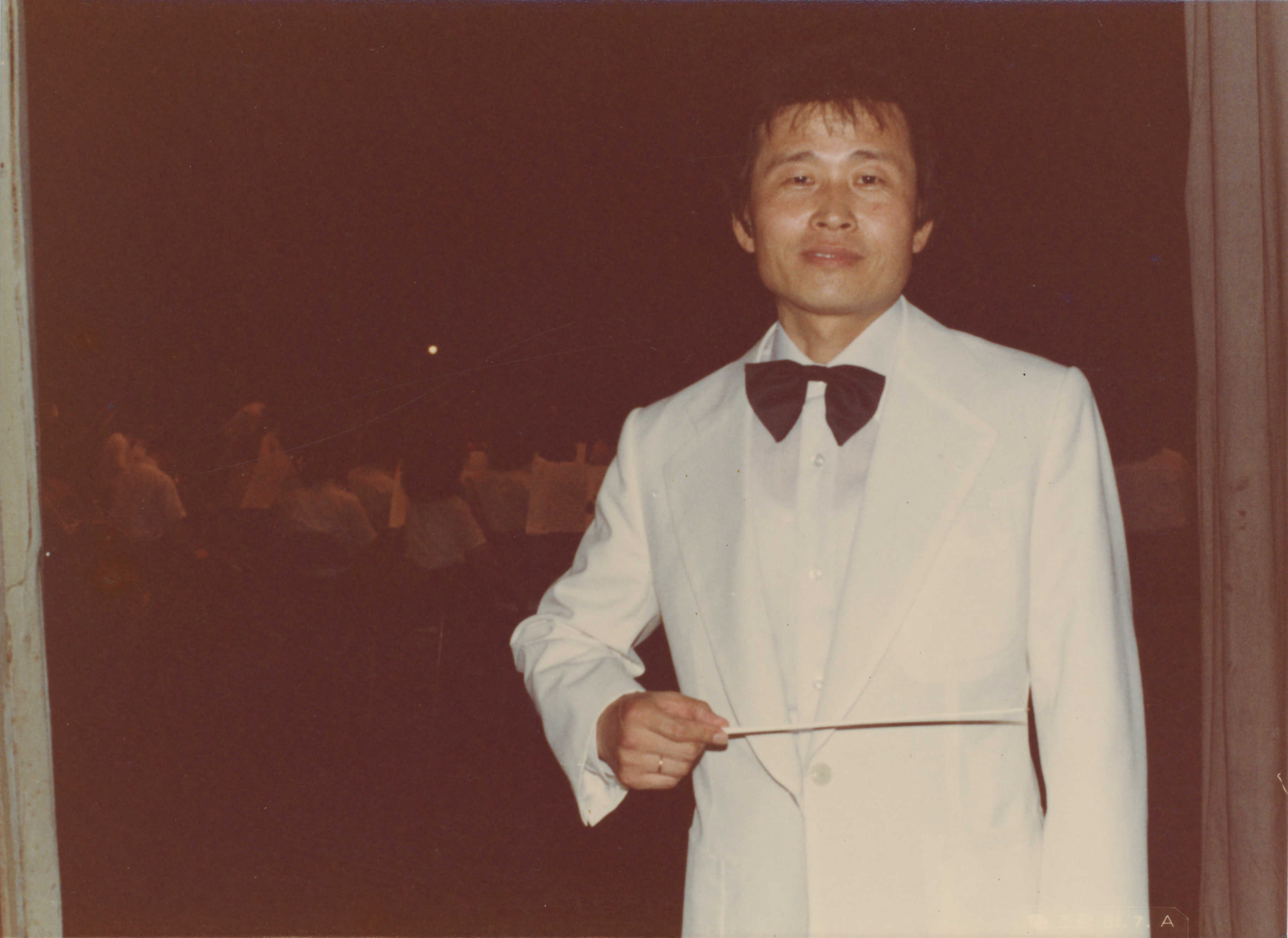 유호석 지휘 연주 공연 인화사진