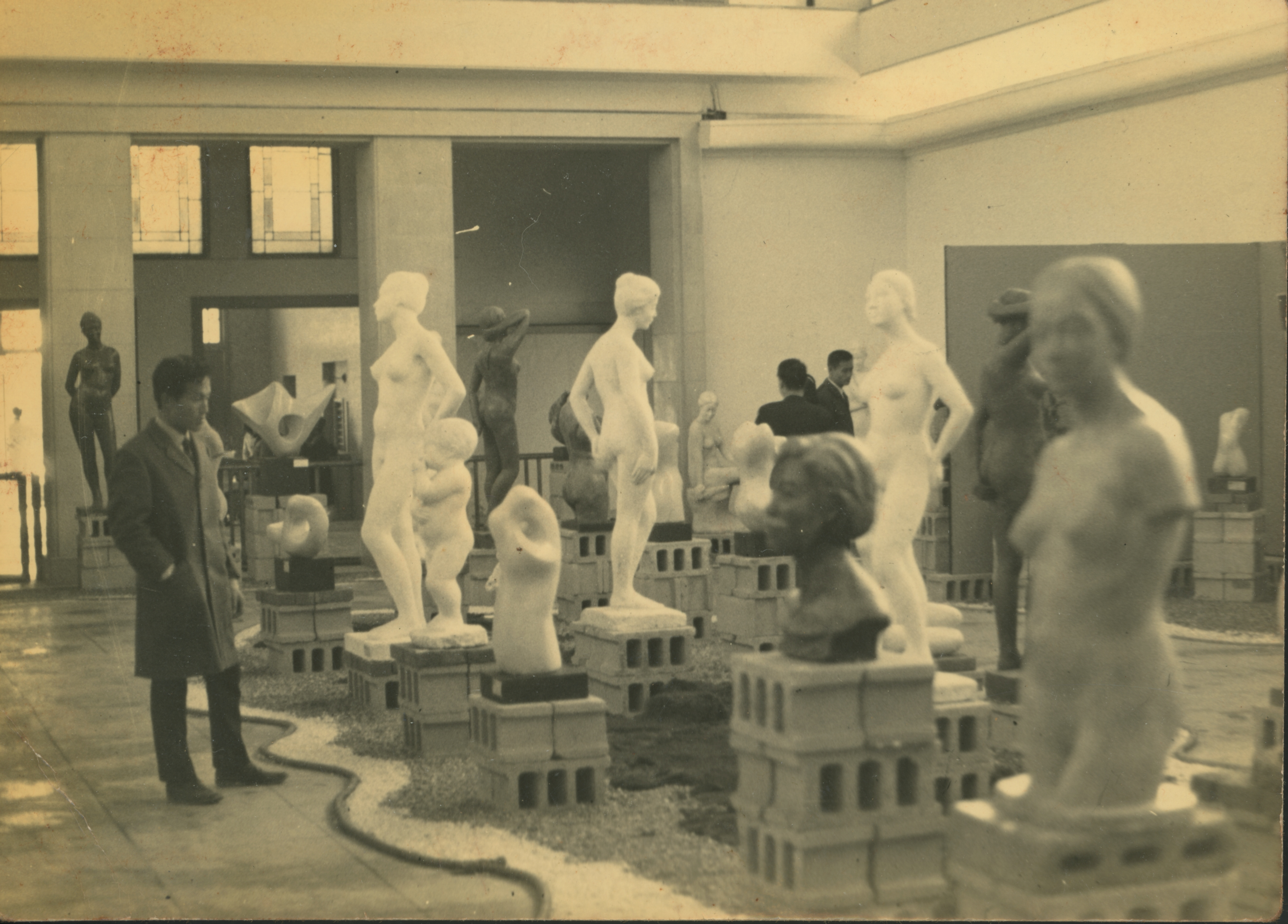 1966 12.1 景福宮(경복궁) 전시장 인화사진