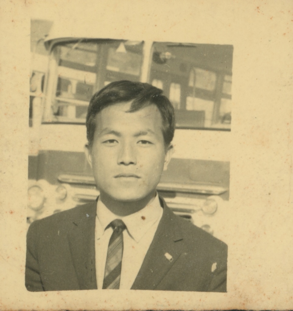 김정명 증명사진