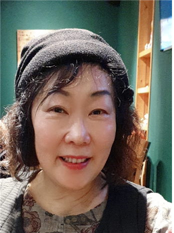 김석이(본명 김인숙)