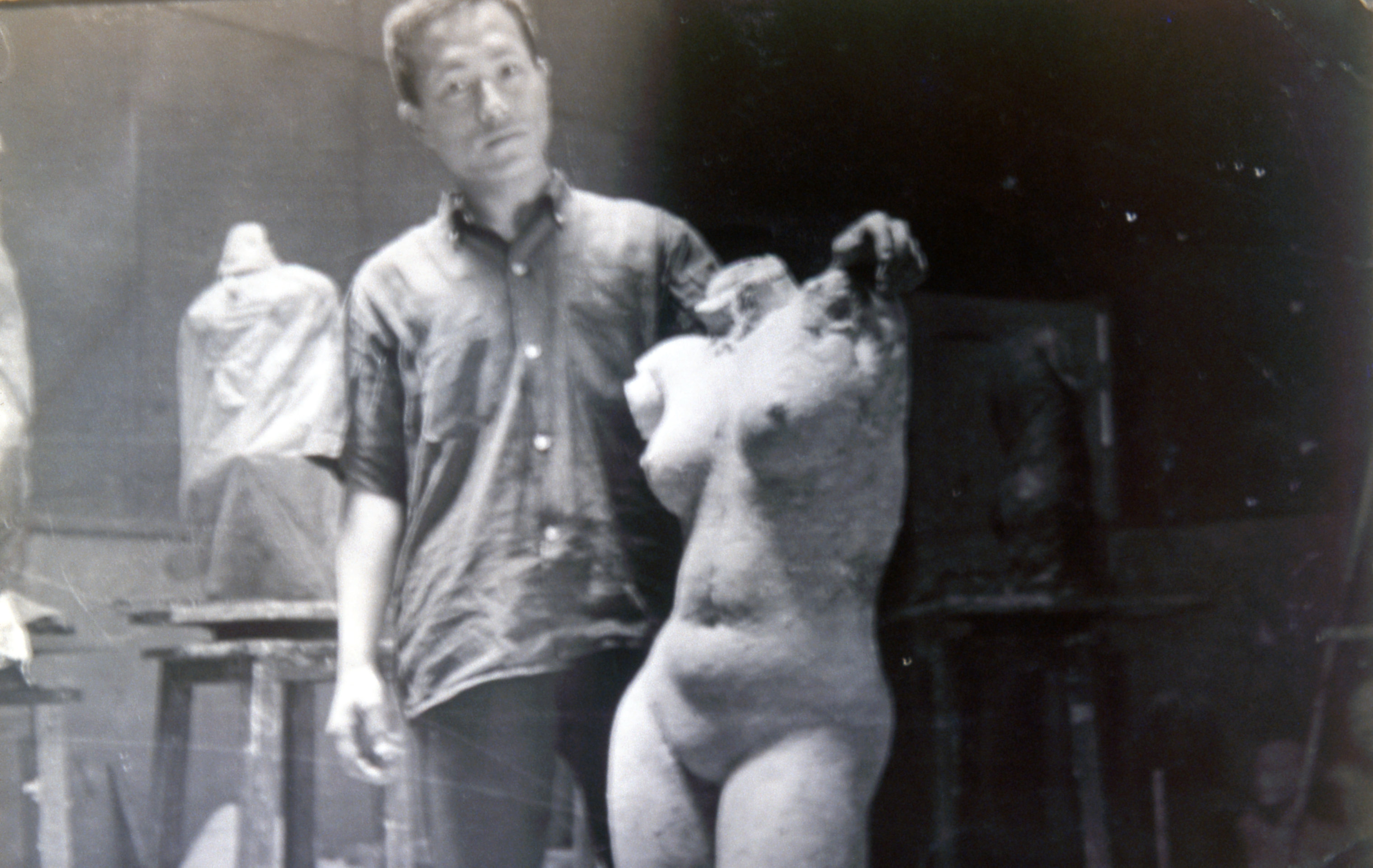<1967년 대학교2학년때 김정명 선생님 실기장> 슬라이드